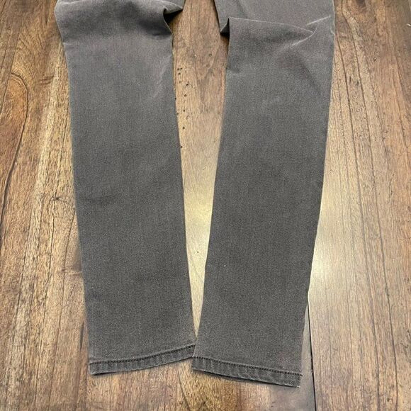 Old Navy Super Skinny Jeans - Picture 6 of 11